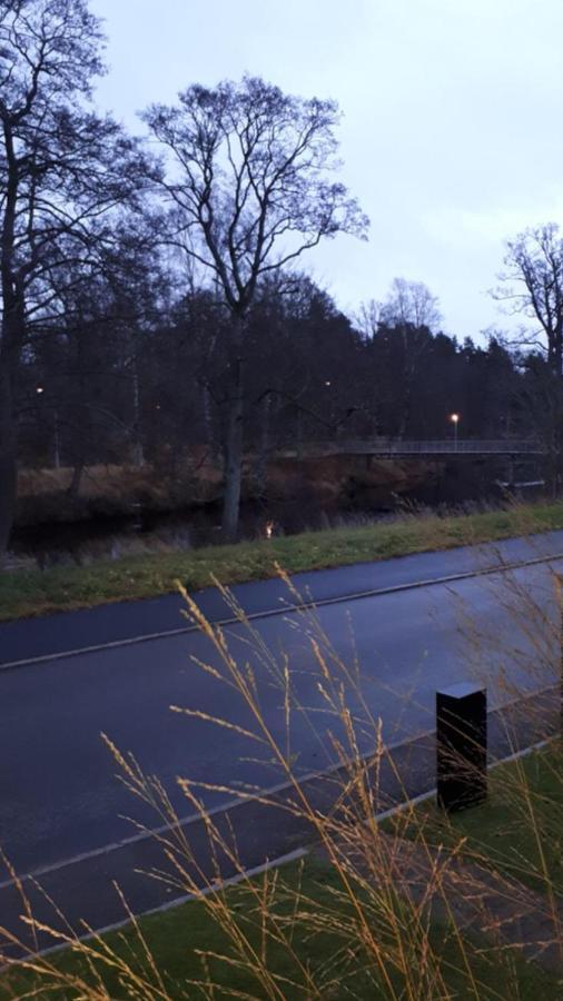 Bo Centralt I Vaernamo Exterior foto